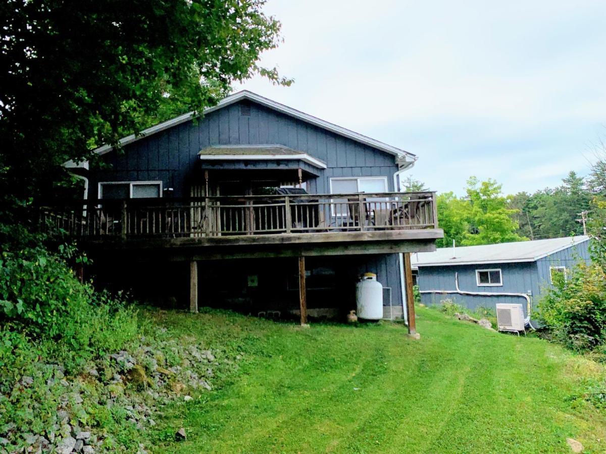 Blue Lagoon Resort Lake George Exterior photo