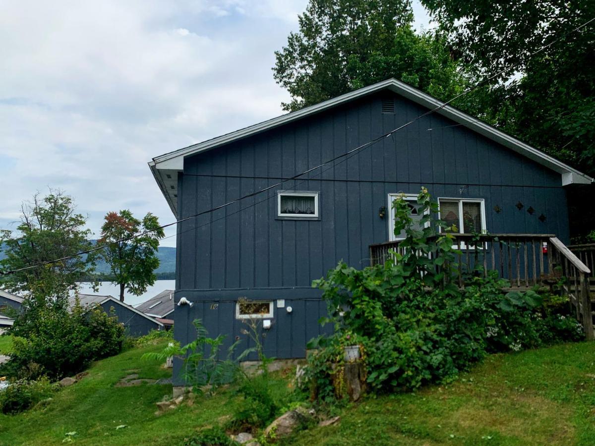 Blue Lagoon Resort Lake George Exterior photo