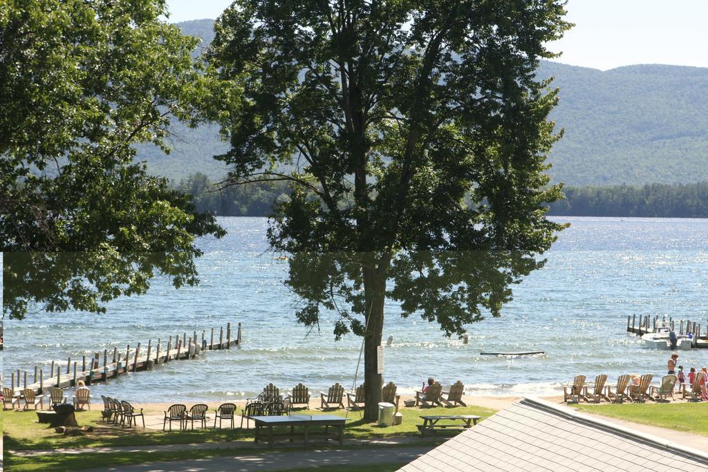 Blue Lagoon Resort Lake George Room photo