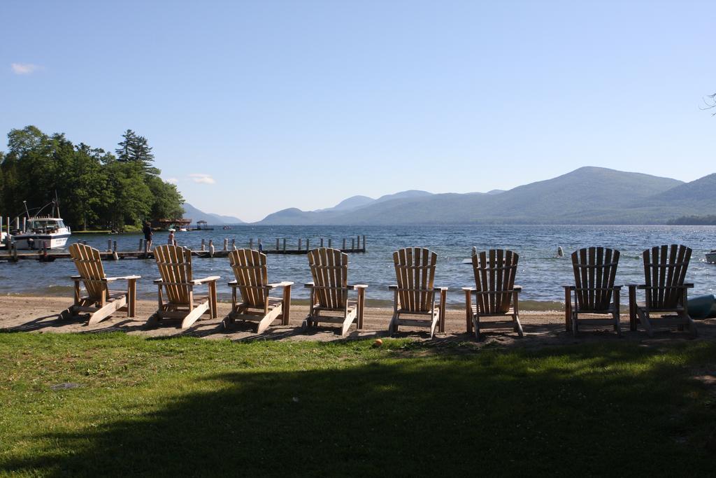 Blue Lagoon Resort Lake George Exterior photo