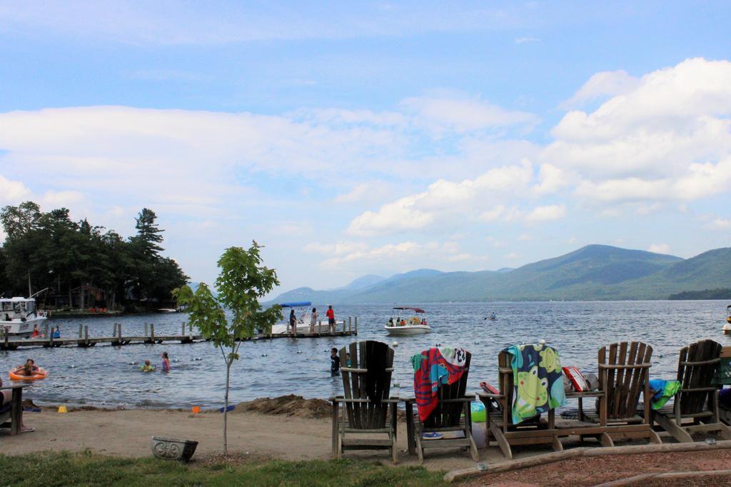 Blue Lagoon Resort Lake George Exterior photo