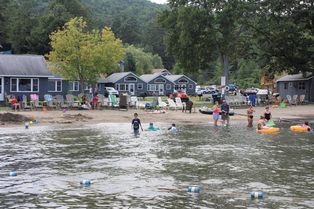 Blue Lagoon Resort Lake George Exterior photo