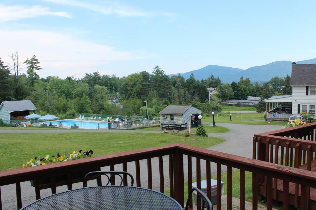 Blue Lagoon Resort Lake George Exterior photo